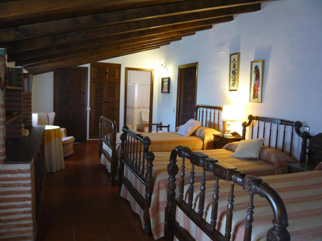Hospederia Casa De La Torre El Toboso Room photo